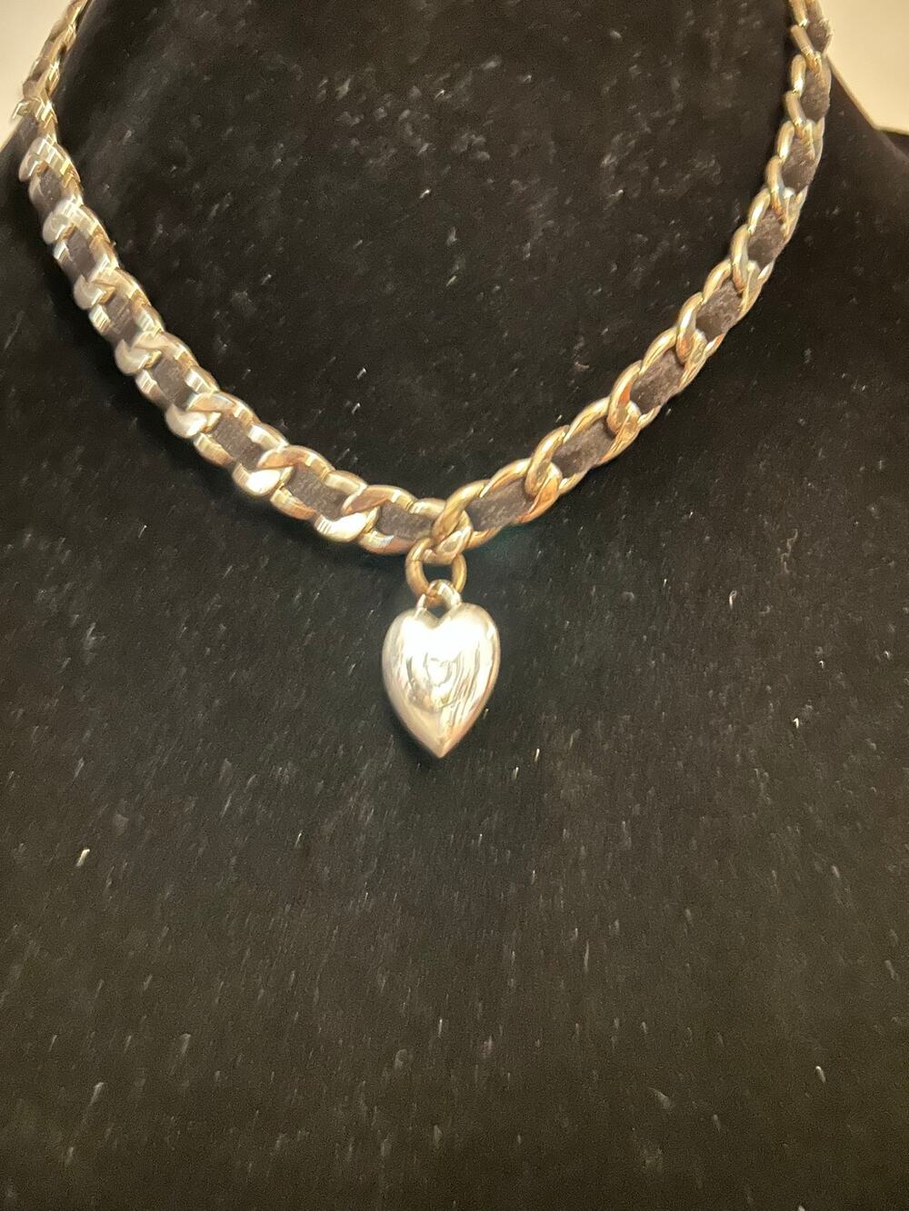 Silver Tone Interwoven Leather Heart Pendant Necklace 16 Inch Woven Chain